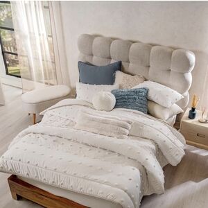 FASHION SOFT POMPOMS REVERSIBLE COMFORTER SET 3 PCS TWIN